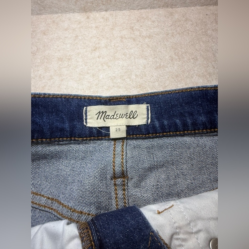 Madewell Denim Mini Skirt Distressed Raw Hem Size 25 Dark Wash - Picture 7 of 10